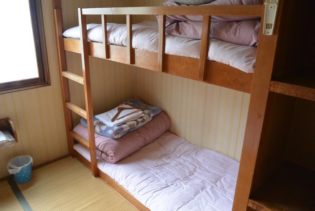 Shiretoko Iwaobetsu Youth Hostel Shari Room photo